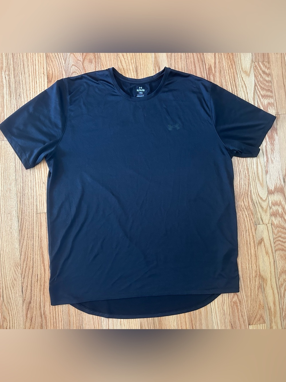 Under Armour Men’s Black Short Sleeve Performance Tee